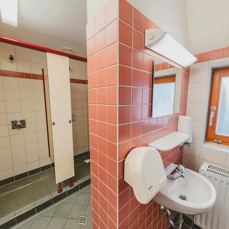 Djh Gerberbastei Hostel *