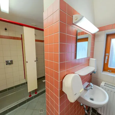 Djh Gerberbastei 호스텔 *